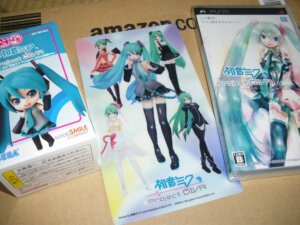 Amazon特典のねんどろいどぷちと歌詞カード付き Amazon特典のねんどろいどぷちと歌詞カード付き