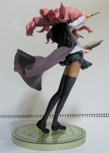 ルイズ右側面 ルイズ右側面